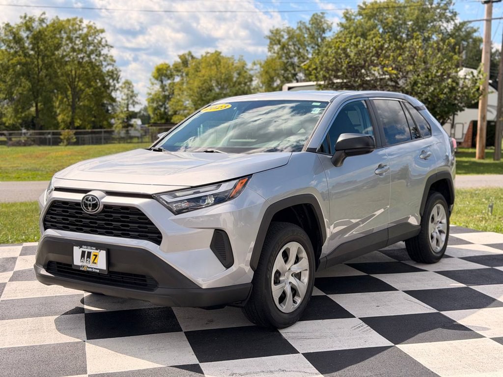 2023 Toyota Rav4 Image 2
