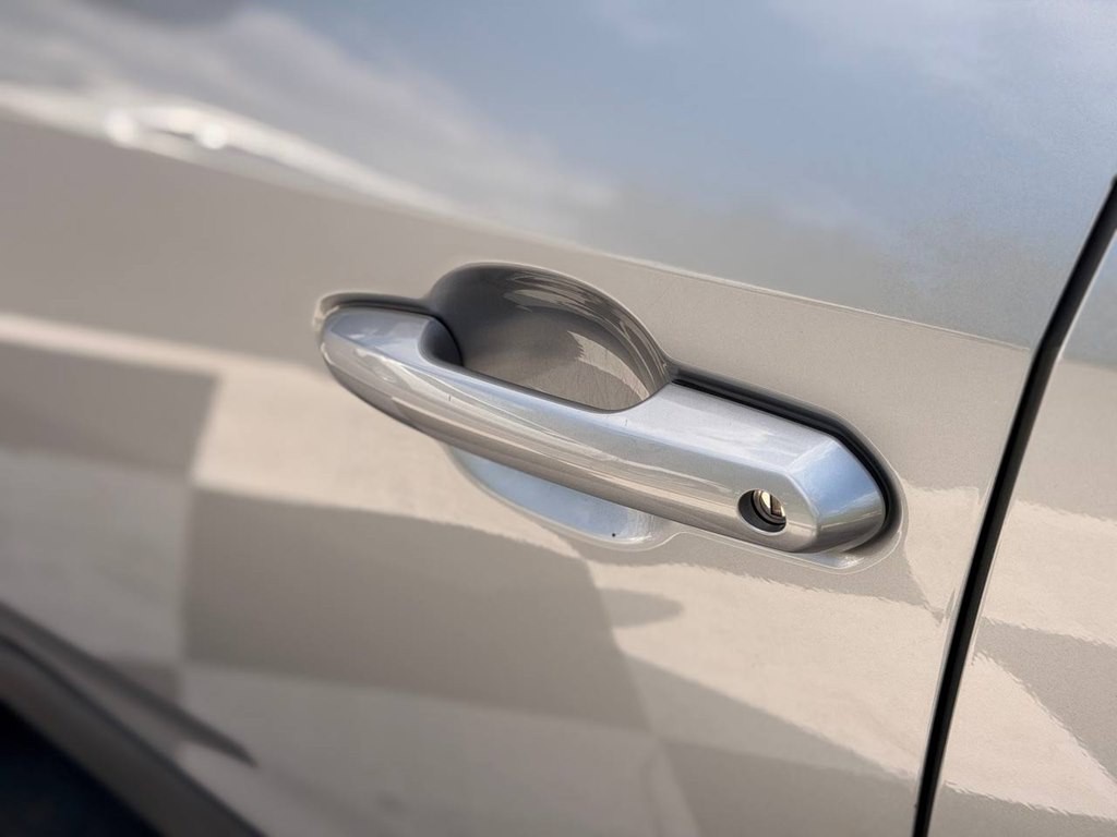2023 Toyota Rav4 Image 14