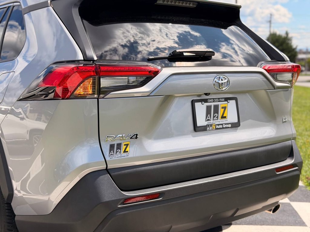 2023 Toyota Rav4 Image 15