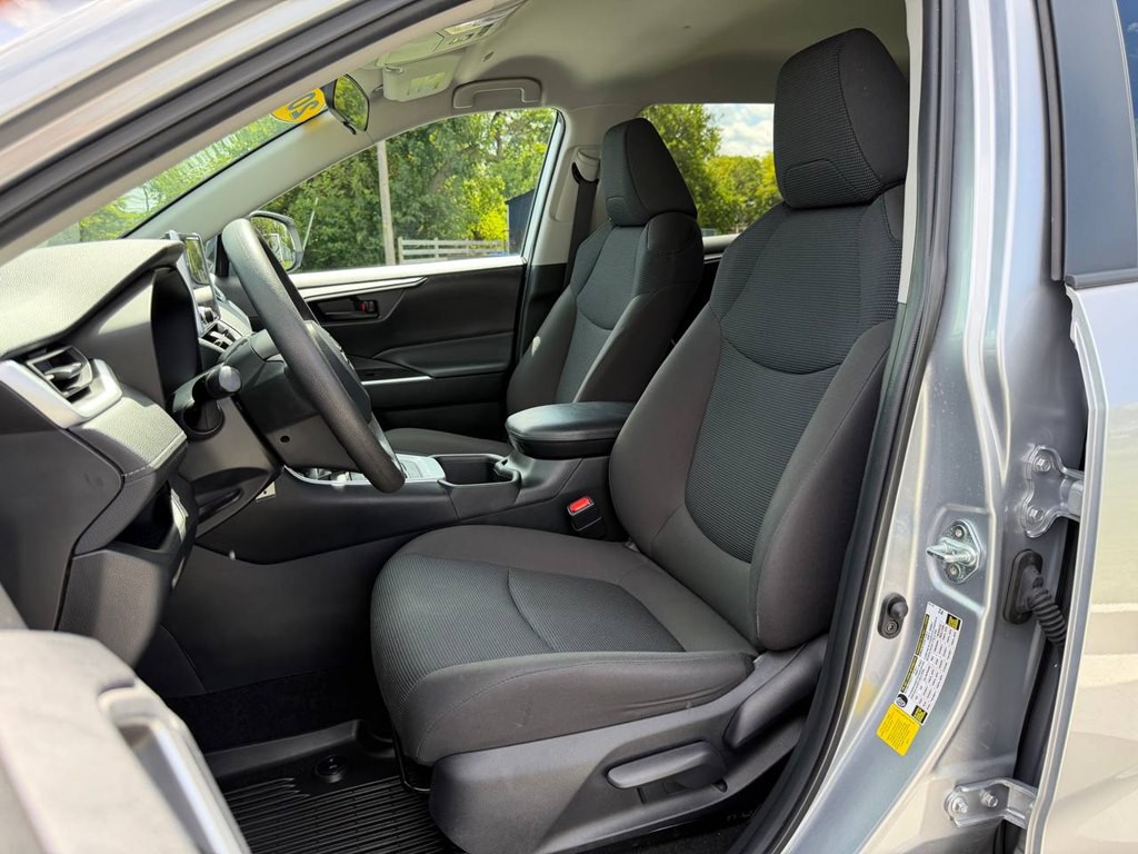 2023 Toyota Rav4 Image 18