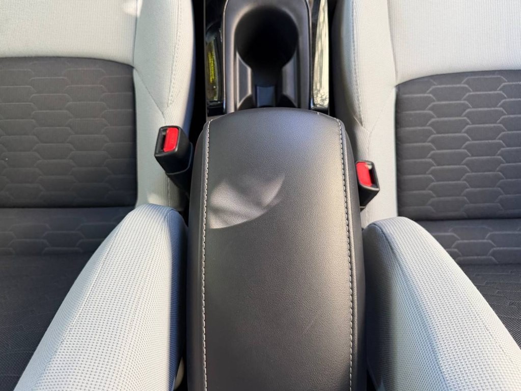 2021 Toyota Corolla Image 32