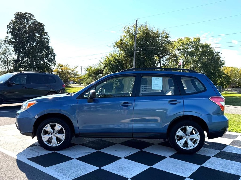 2015 Subaru Forester Image 9
