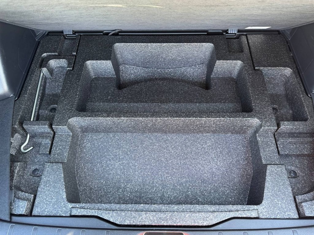 2015 Subaru Forester Image 36