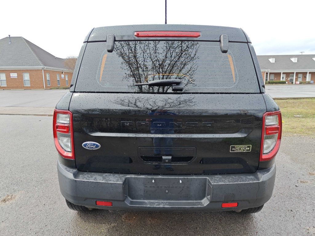 2021 Ford Bronco Image 3