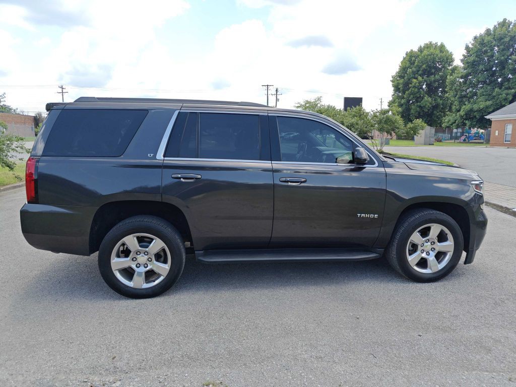 2016 Chevrolet Tahoe Image 4