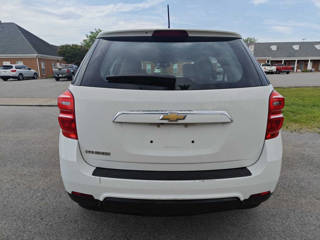 2017 Chevrolet Equinox Image 3