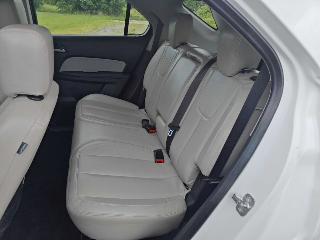 2017 Chevrolet Equinox Image 7