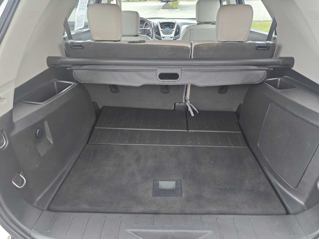 2017 Chevrolet Equinox Image 8