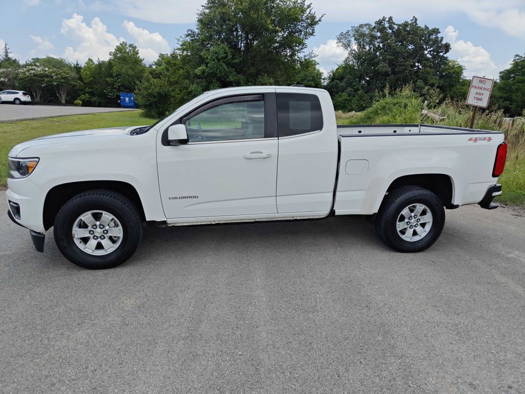 2016 Chevrolet Colorado Image 2