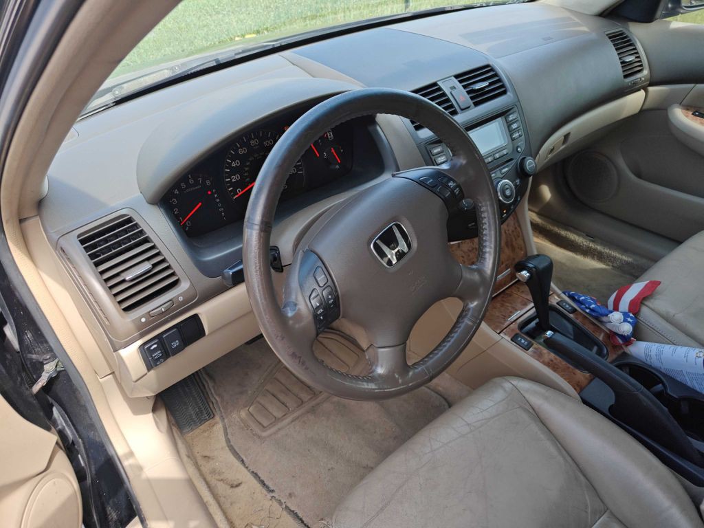 2005 Honda Accord Image 6
