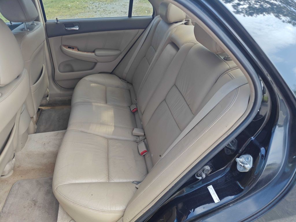 2005 Honda Accord Image 7