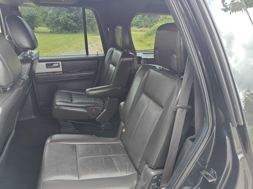2010 Ford Expedition Image 7