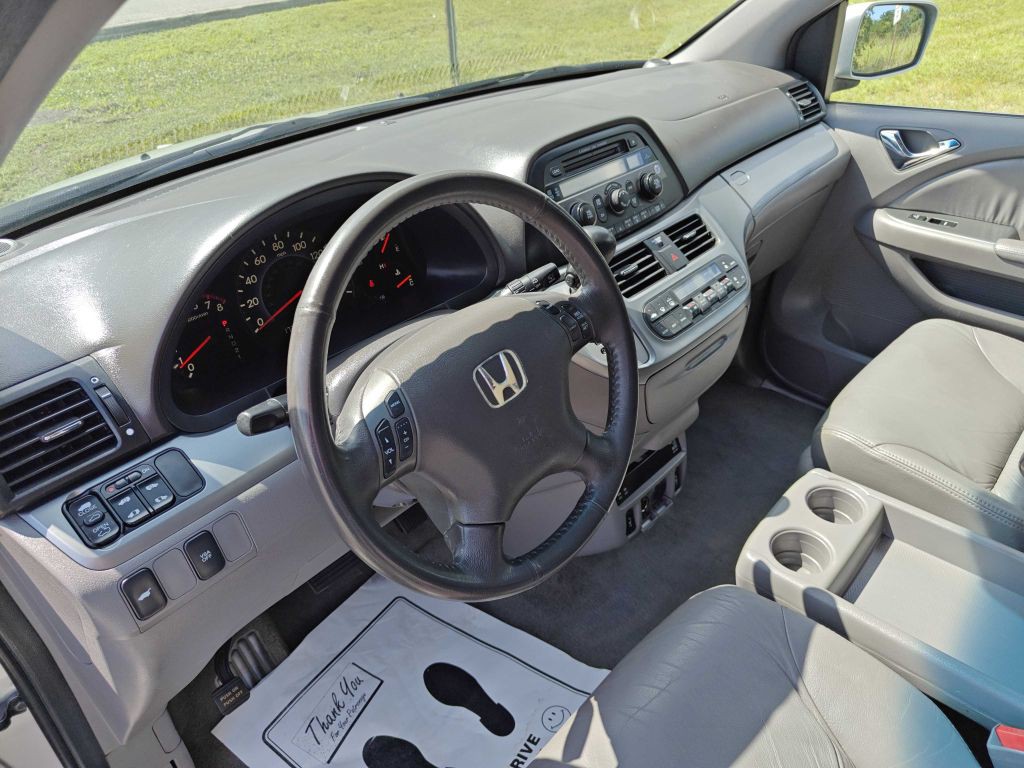 2010 Honda Odyssey Image 6
