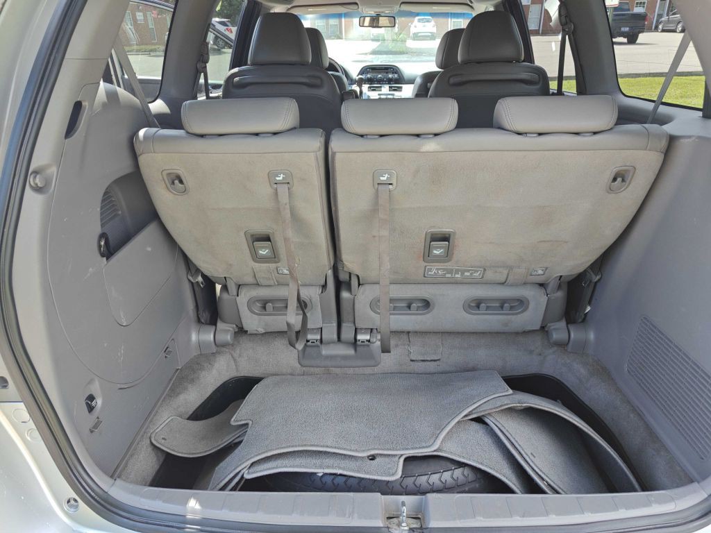 2010 Honda Odyssey Image 8