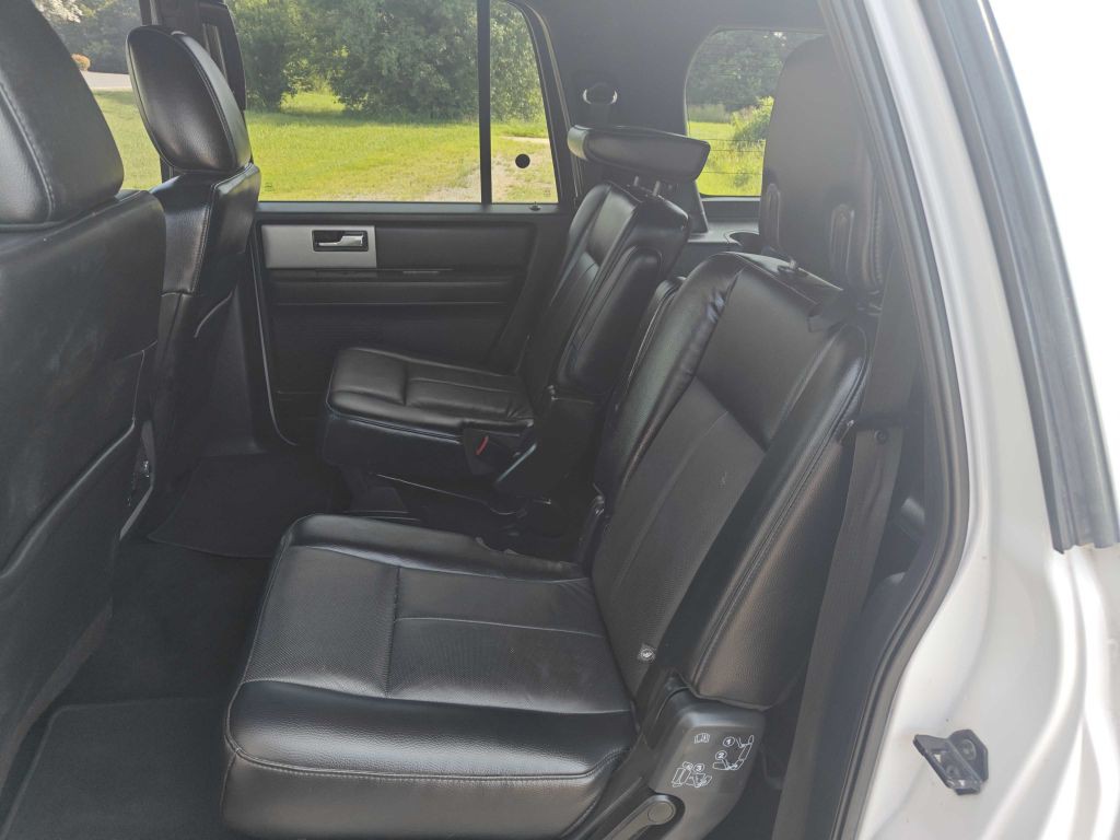 2015 Ford Expedition Image 8