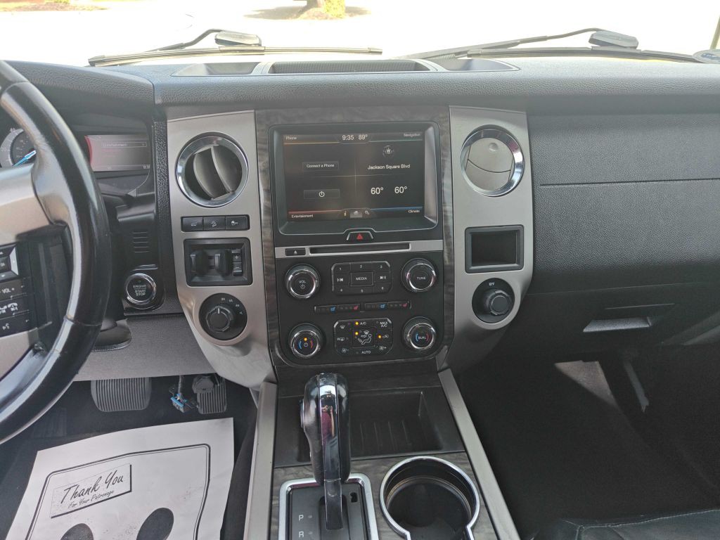 2015 Ford Expedition Image 9