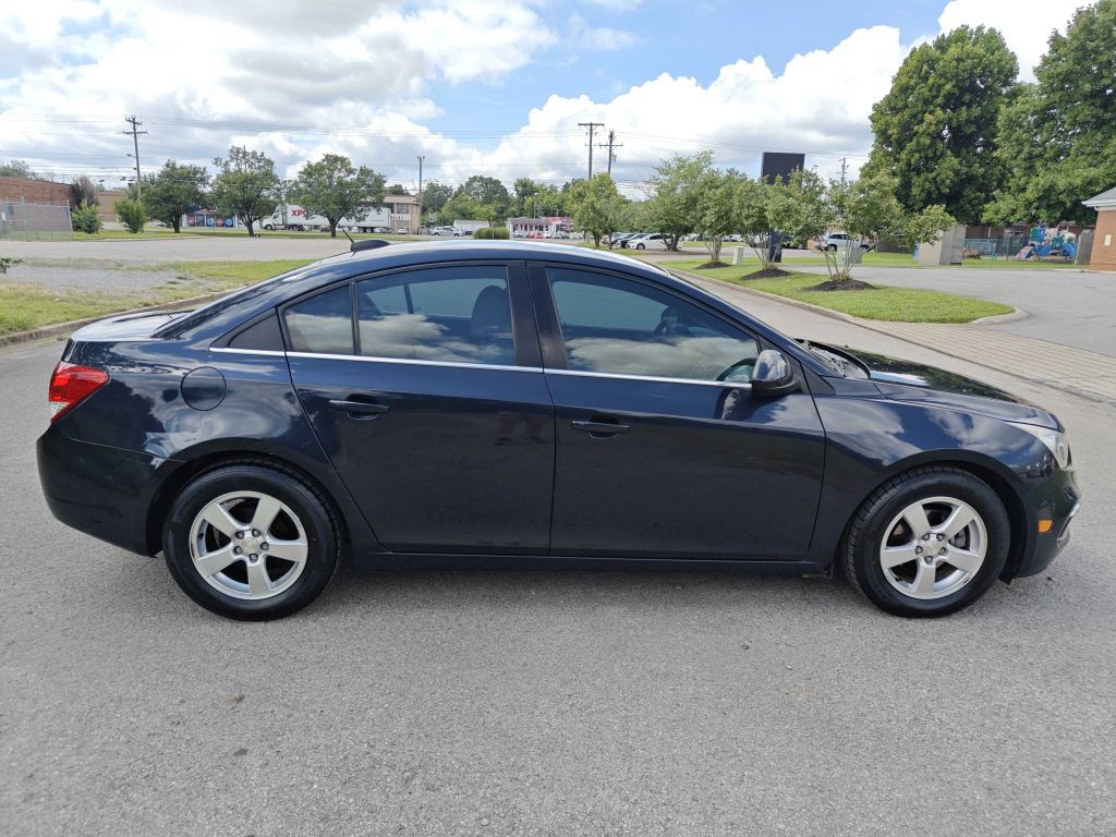 2016 Chevrolet Cruze Image 4