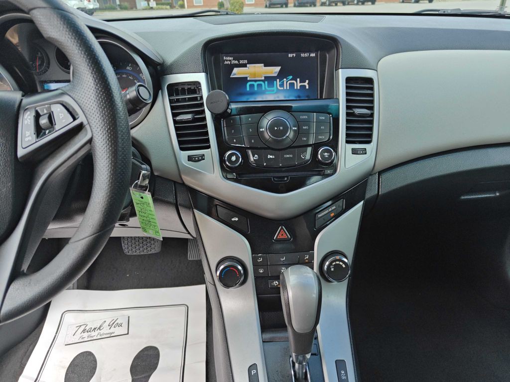2016 Chevrolet Cruze Image 8