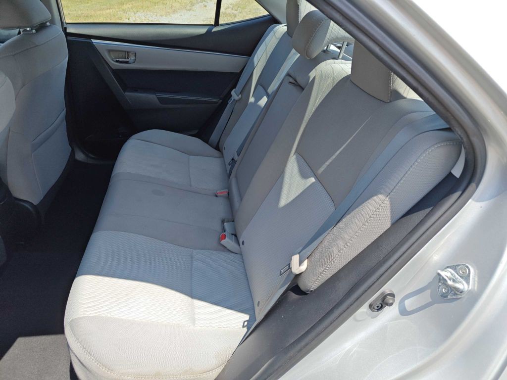 2016 Toyota Corolla Image 7