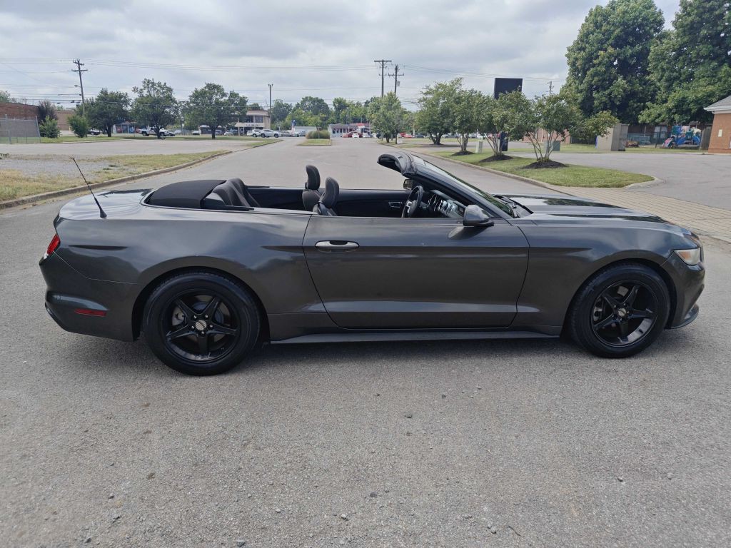 2016 Ford Mustang Image 4