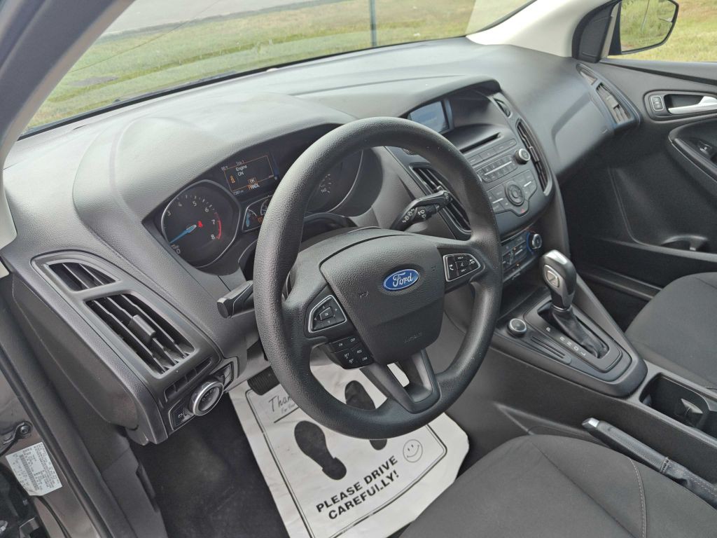 2015 Ford Focus Image 6