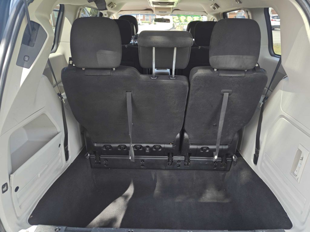 2013 Dodge Grand Caravan Image 8