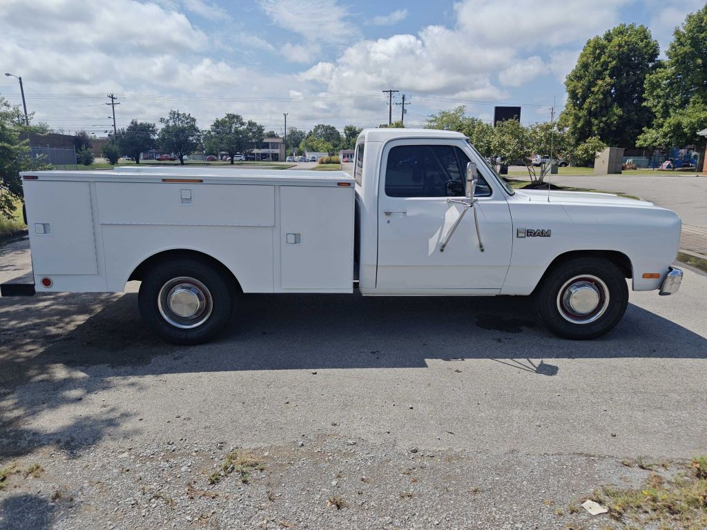 1986 Dodge D-Series Image 4