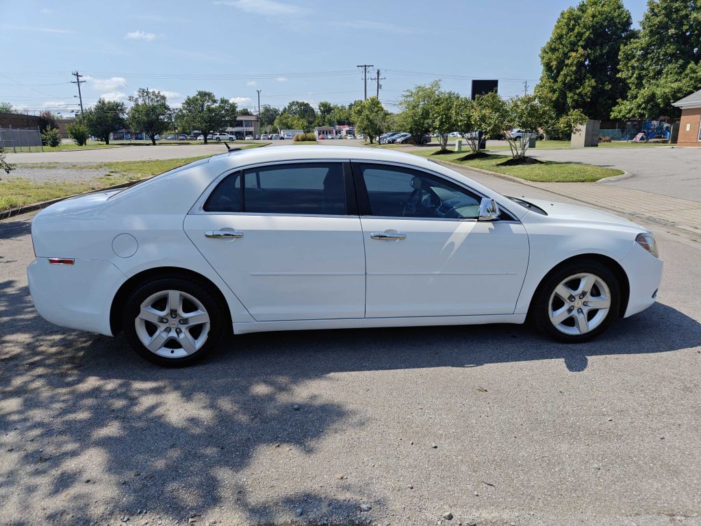 2010 Chevrolet Malibu Image 5