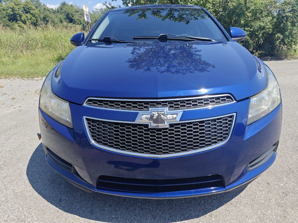 2013 Chevrolet Cruze Image 3