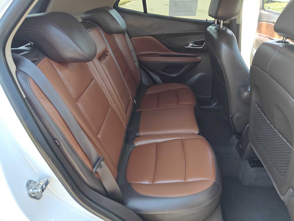 2015 Buick Enclave Image 9