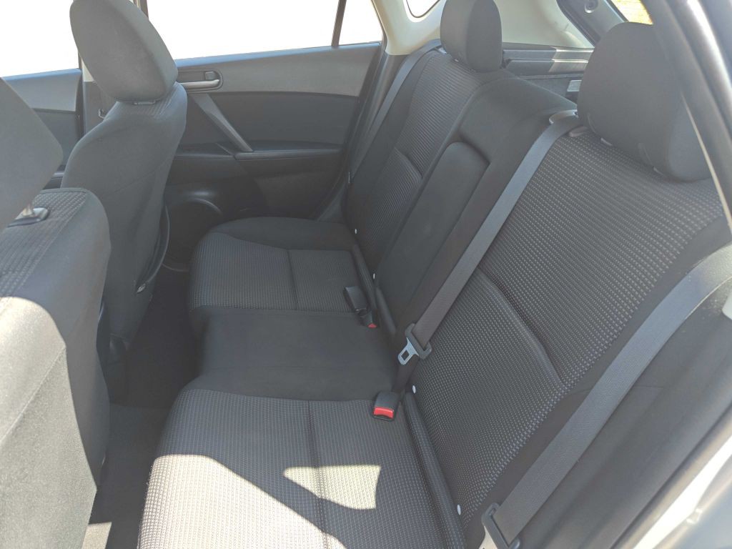 2012 Mazda Mazda3 Image 7