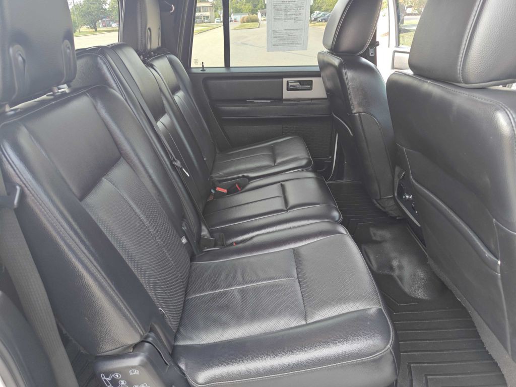 2017 Ford Expedition Image 9