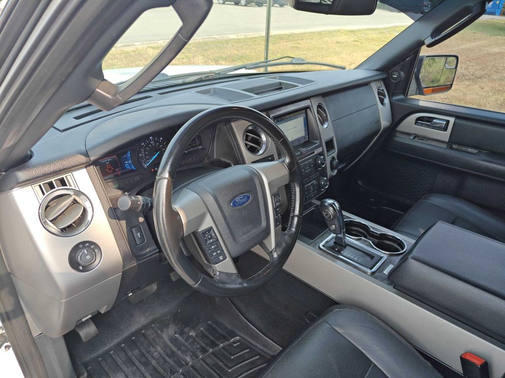 2017 Ford Expedition Image 6