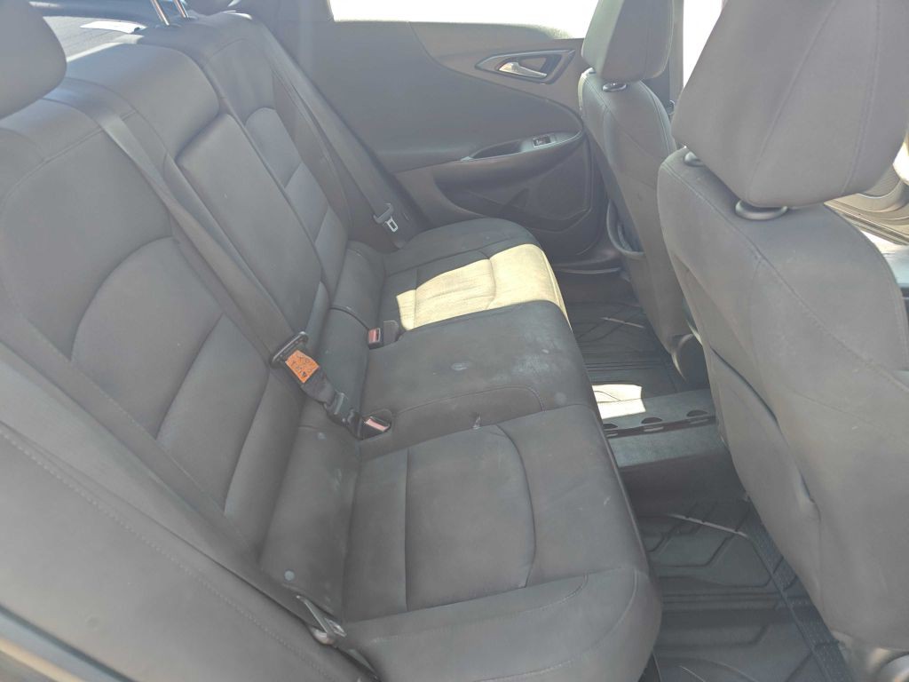 2018 Chevrolet Malibu Image 8