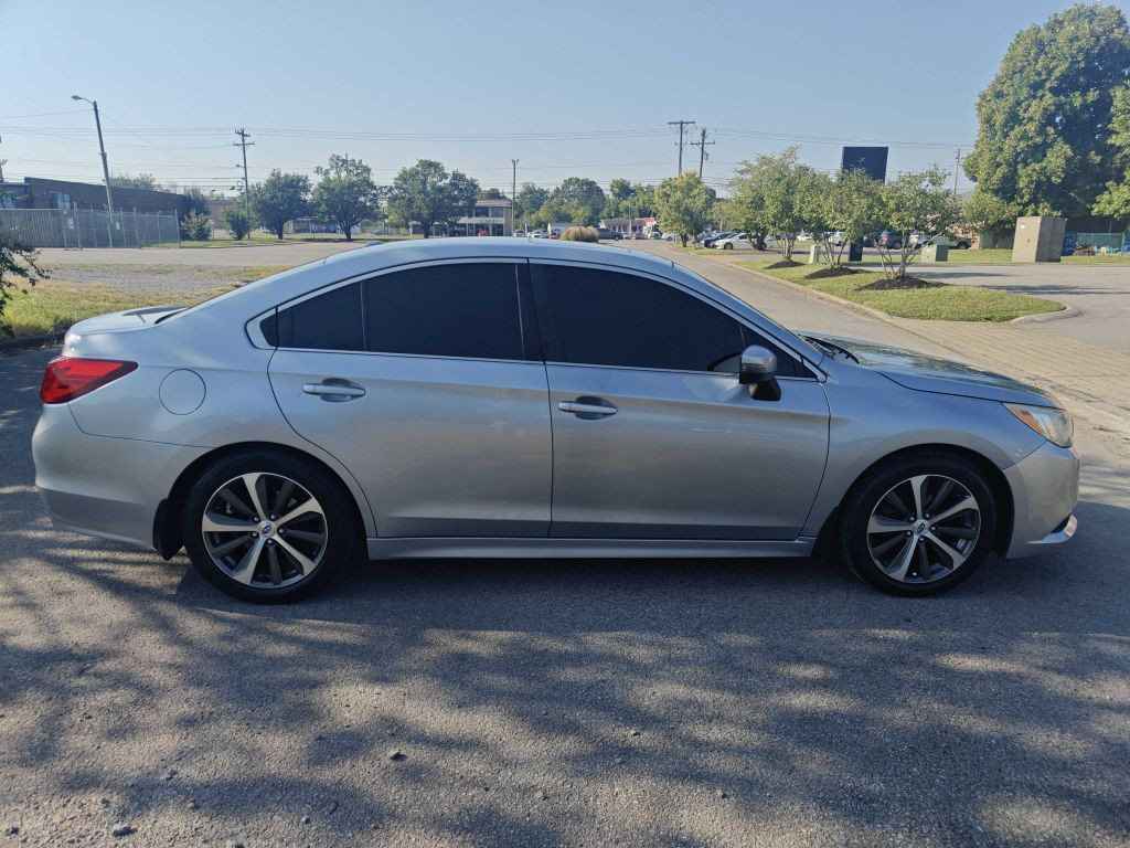 2015 Subaru Legacy Image 4