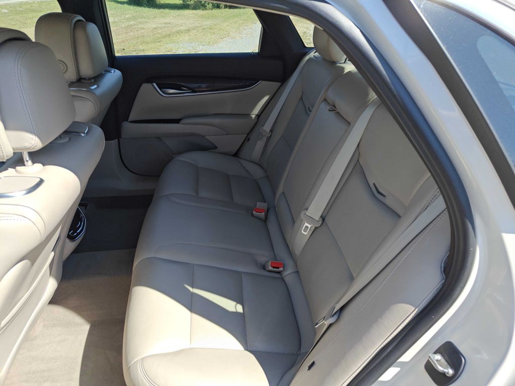 2013 Cadillac XTS Image 7