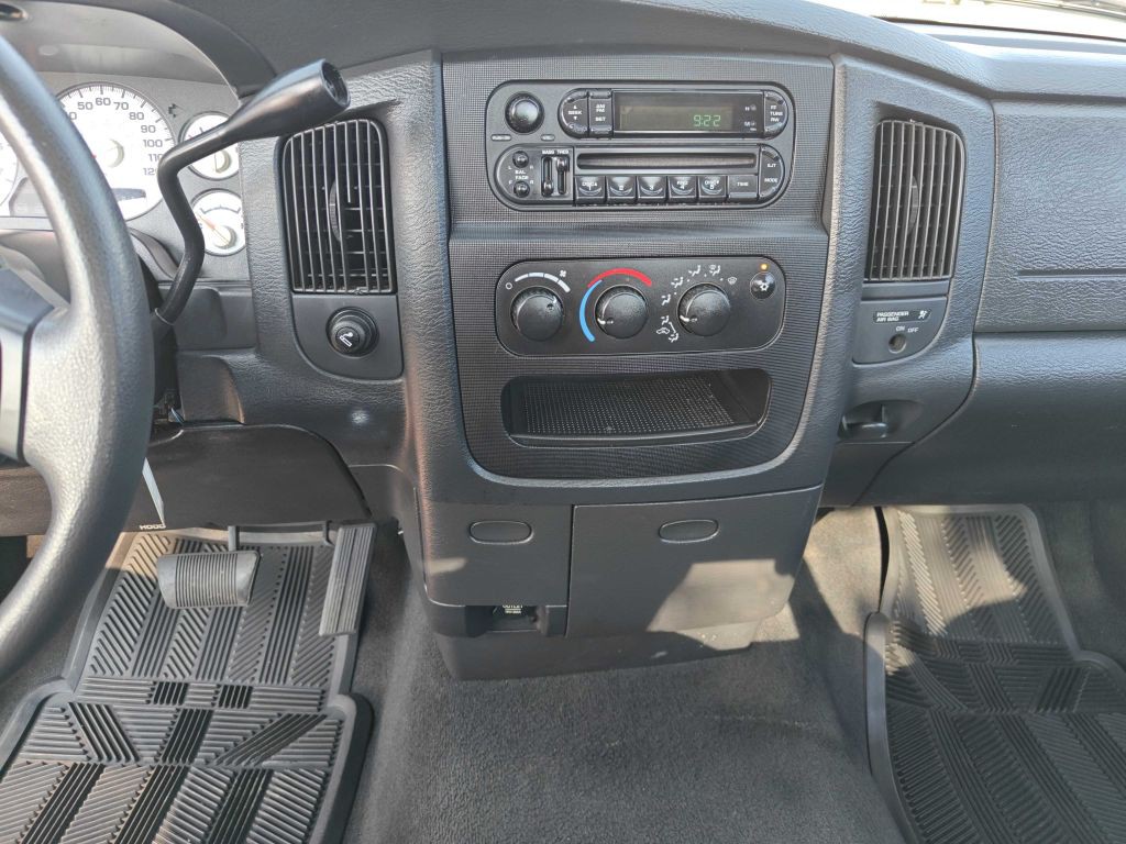 2005 Dodge Ram 1500 Image 8