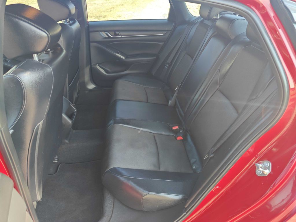 2018 Honda Accord Image 7