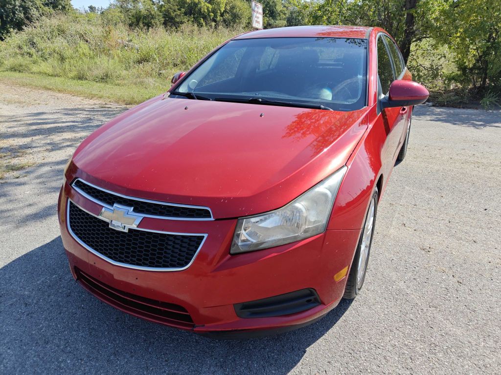 2013 Chevrolet Cruze Image 1