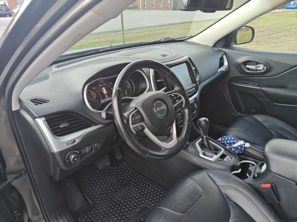 2016 Jeep Cherokee Image 6