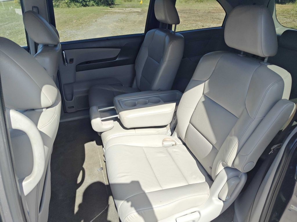 2014 Honda Odyssey Image 8