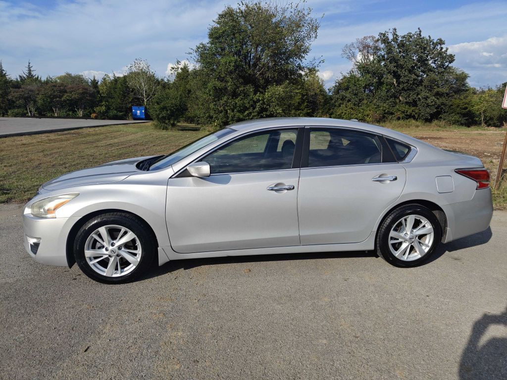 2014 Nissan Altima Image 2