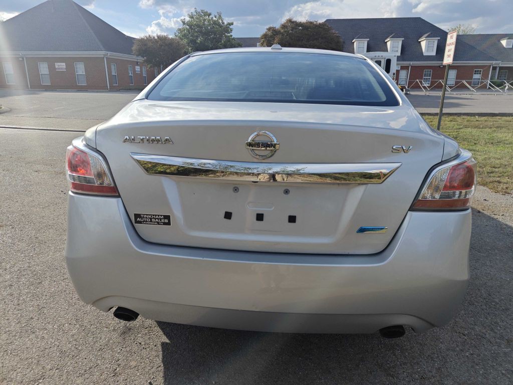 2014 Nissan Altima Image 3