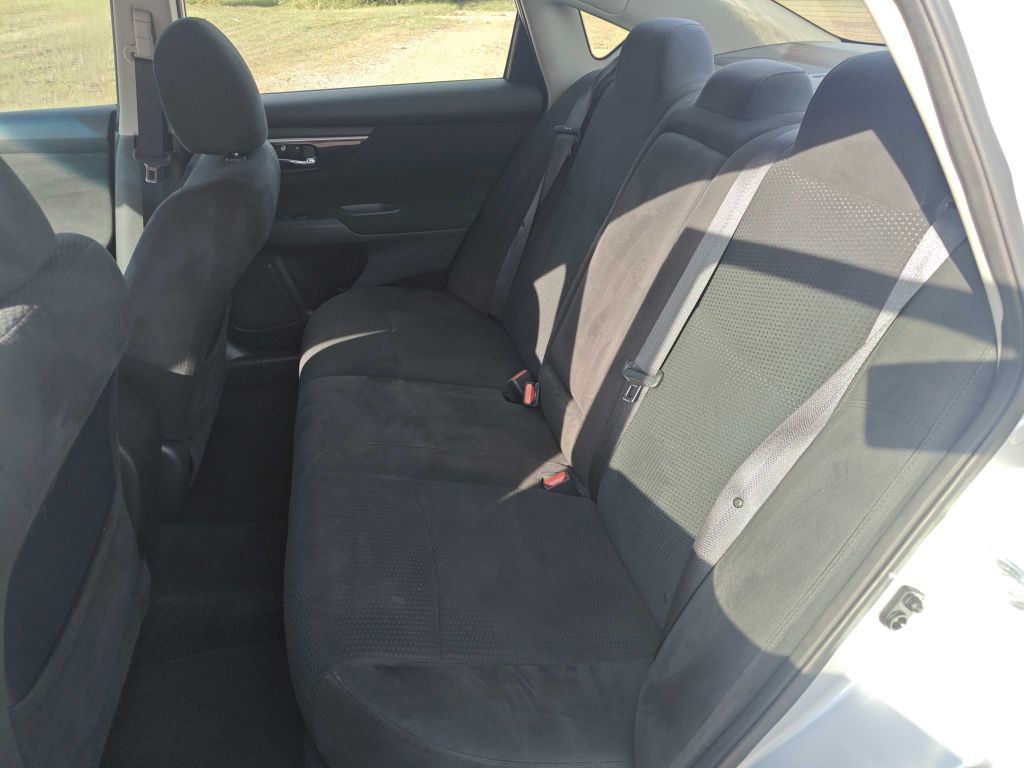 2014 Nissan Altima Image 7
