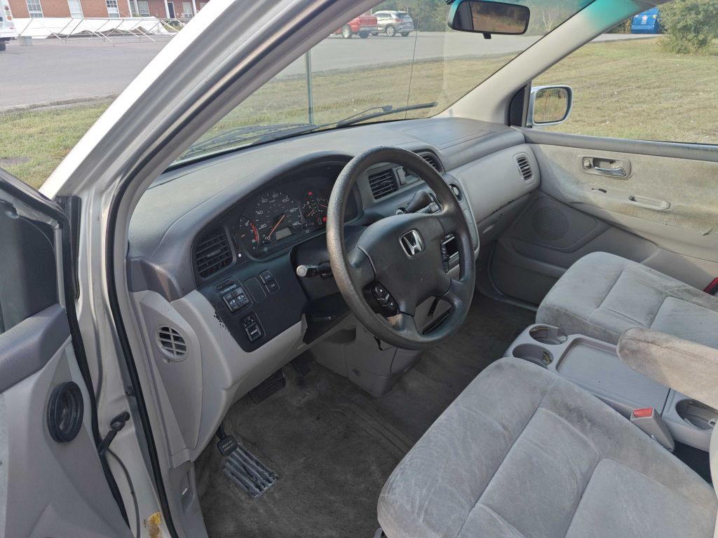2004 Honda Odyssey Image 7