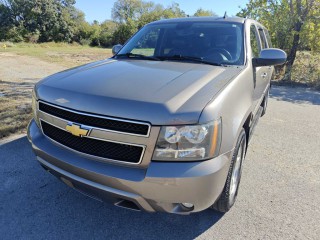 Image for 2013 Chevrolet Suburban 1500 LT ID: 6926354