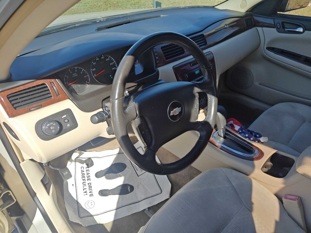 2010 Chevrolet Impala Image 6