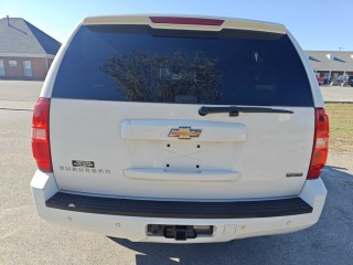 Image for 2011 Chevrolet Suburban 1500 LT ID: 6931055