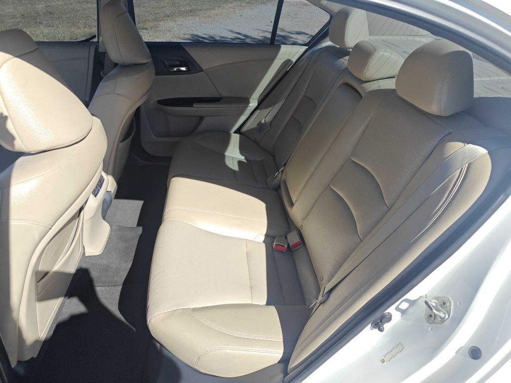 2013 Honda Accord Image 7