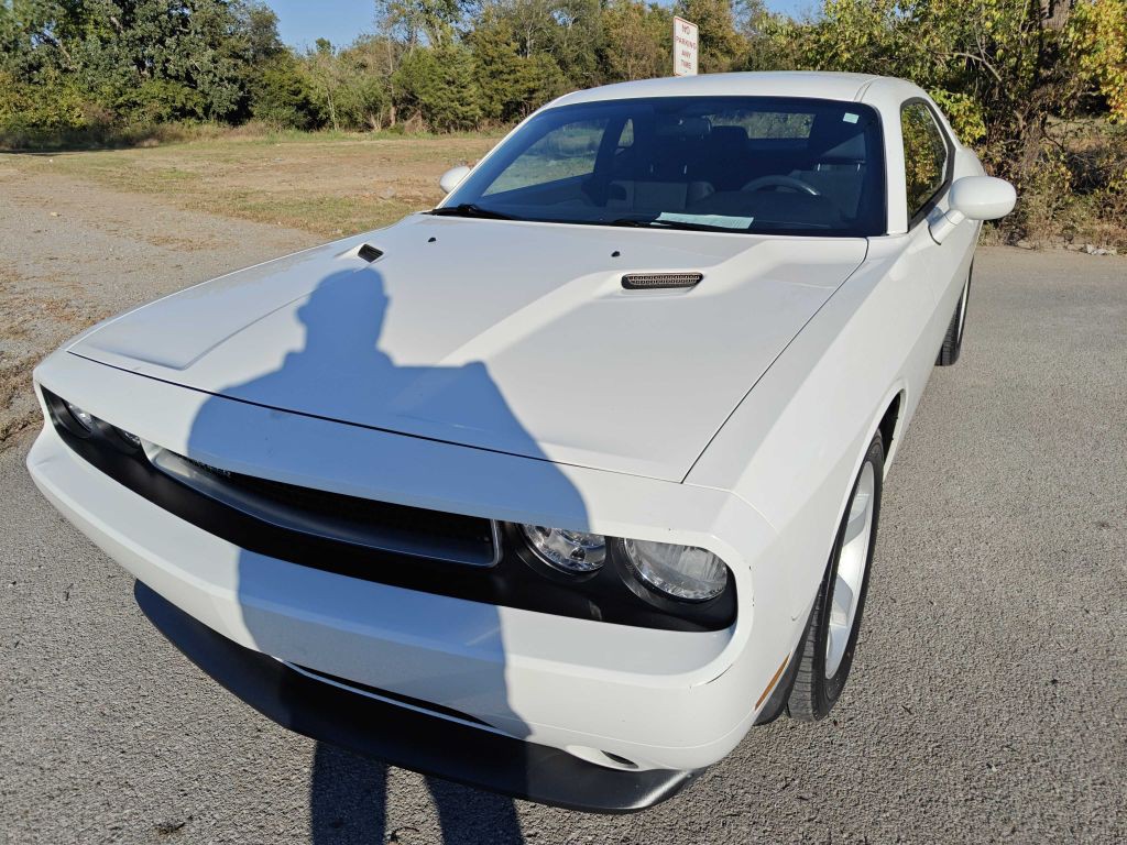 2013 Dodge Challenger Image 3